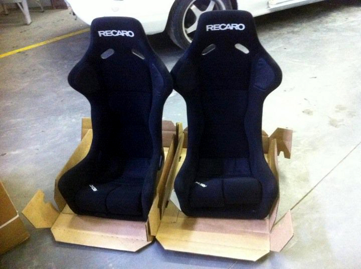 recaro_2.jpg